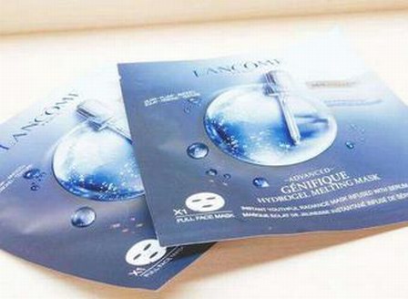 什么面膜美白補(bǔ)水效果好？用對面膜讓你告別“隔夜臉”！