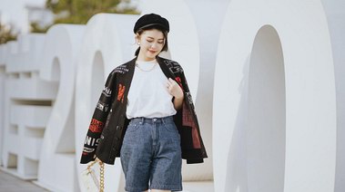 街頭變秀場(chǎng)，從一件CARNAVAL DE VENISE字母滿印羊毛衫開始！