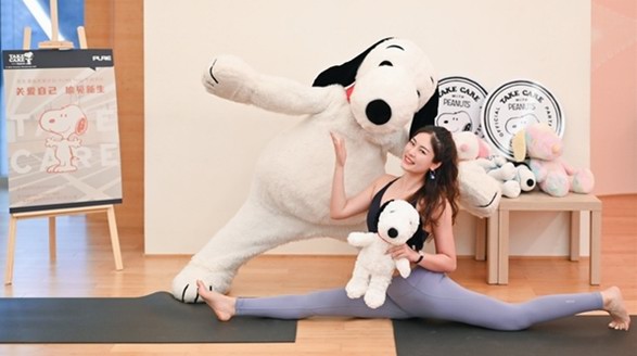 花生漫畫“關(guān)愛自己，瑜見新生”PURE Yoga專場活動圓滿結(jié)束