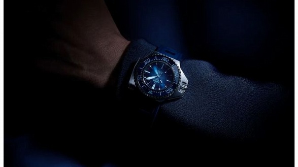 男人愛(ài)冒險(xiǎn)，得入一只歐米茄海馬系列潛水表