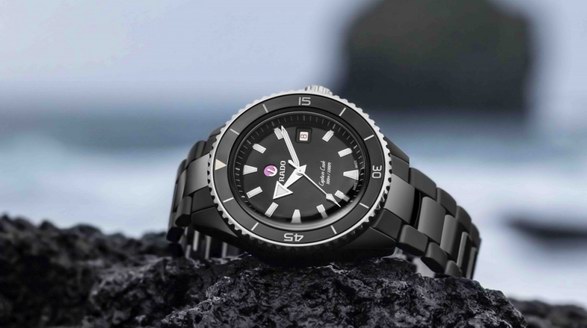 兩至三萬元價位 入門級碳纖維、鈦金屬、陶瓷腕表推薦