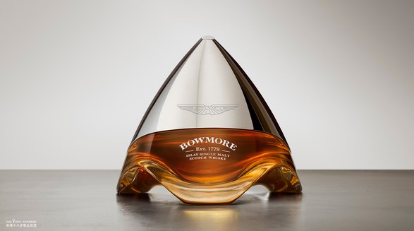 波摩與阿斯頓·馬丁聯(lián)袂發(fā)布波摩ARC-54年單一麥芽蘇格蘭威士忌