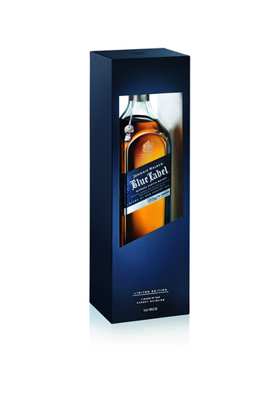 尊尼獲加&reg;藍牌&reg;威士忌再度攜手保時捷設(shè)計工作室